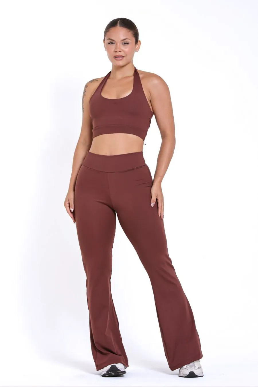 Conjunto Poliamida Calça Flare com top Frente Única